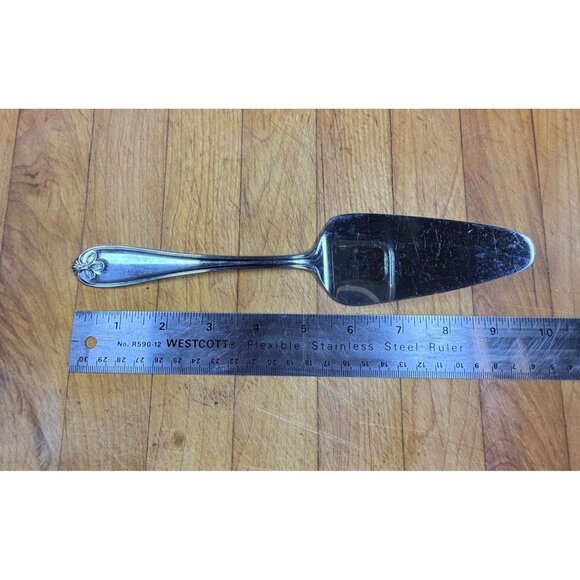 Reed & Barton Ribbon Crest Stainless Steel 3-Piece Completer Set - Ladle Pie Ser - Picture 2 of 3